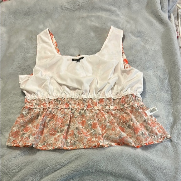 Versona Women’s Floral Sleeveless Top - Orange and White. NWOT - Picture 6 of 7
